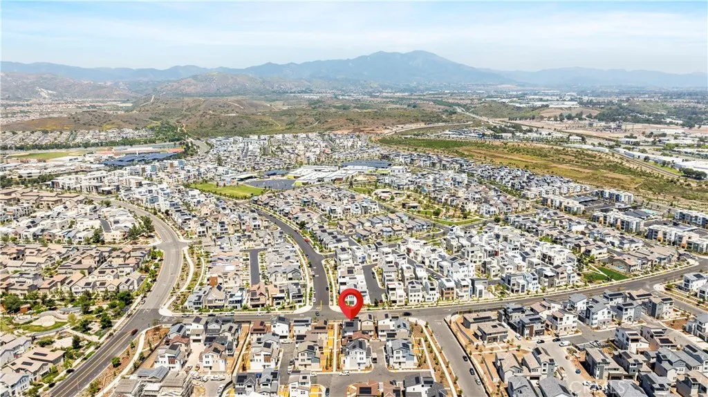 470 Lobata, Irvine, California 92618 home-pic-26